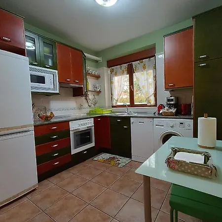 منزل ريفي Cuarenta Y Ocho Luces Burgo