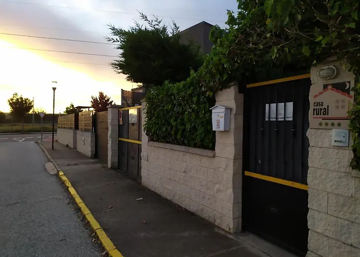 Cuarenta Y Ocho Luces Casa de Campo *