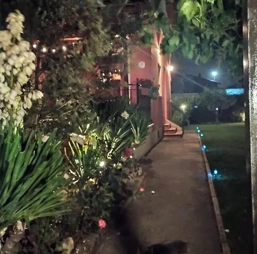 Casa de Campo Cuarenta Y Ocho Luces Burgo