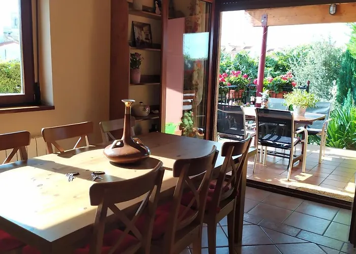 Cuarenta Y Ocho Luces Casa de Campo *